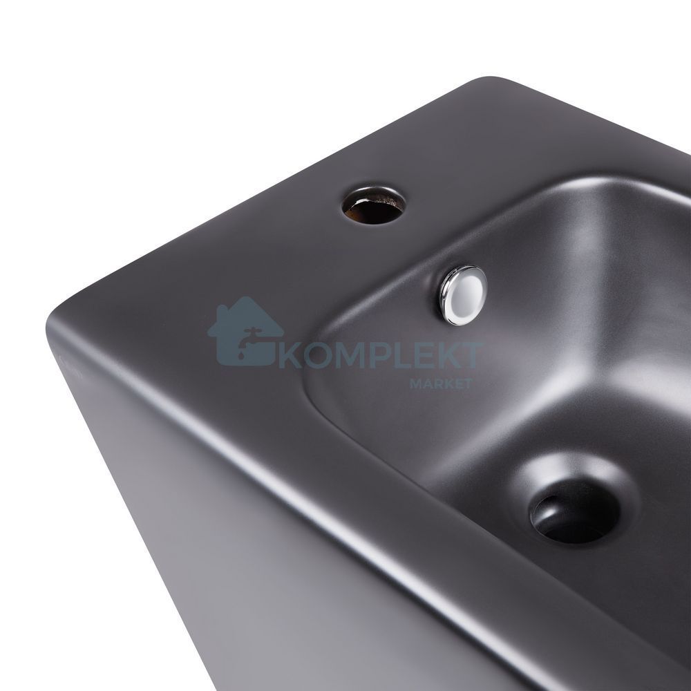 Біде підлогове Qtap Robin 565x360x405 QT13442141CMB (чорне матове)