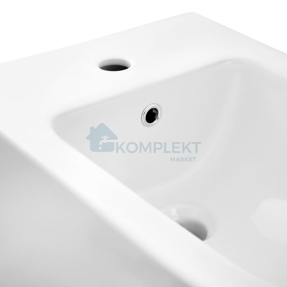 Біде підвісне прямокутне Qtap Crow 520х360х290 White QT05555370W