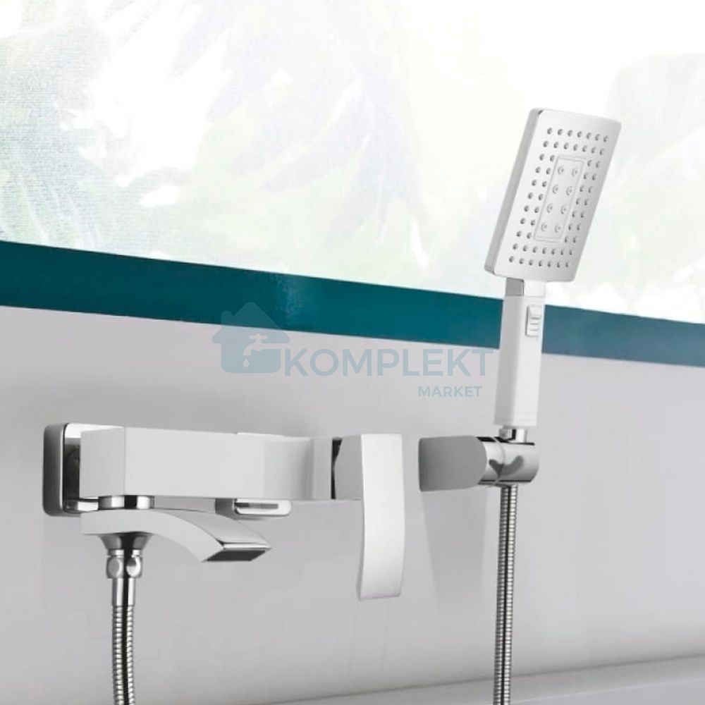 Змішувач для ванни латунний Qtap Swan Cascada з поворотним виливом (з душовим гарнітуром) QTSWA260CRM45565 Хром